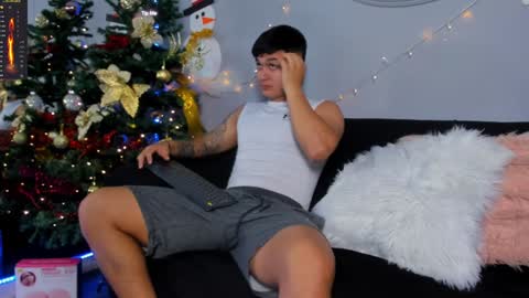 Cristopher online show from December 13, 9:46 am