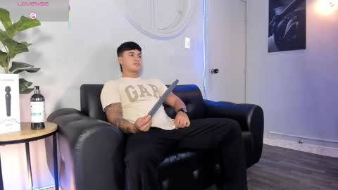 Cristopher online show from June 4, 2:23 pm