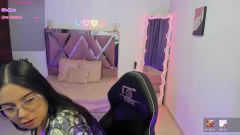 Snapshot of cristy_tay chatting on March 24, 11:37 am cristy_tay online show from March 24, 11:37 am