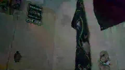 Snapshot of critterluvsfeet chatting on September 22, 6:32 pm Critter2999LuvsFeet online show from September 22, 6:32 pm