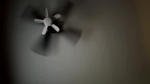 Snapshot of critterluvsfeet chatting on October 20, 11:32 am Critter2999LuvsFeet online show from October 20, 11:32 am