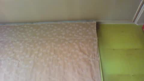 Snapshot of crmperez chatting on December 6, 8:29 pm crmperez online show from December 6, 8:29 pm