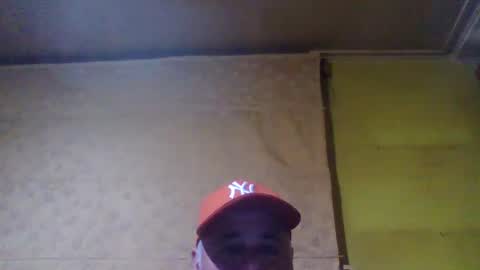 Snapshot of crmperez chatting on December 16, 12:59 am crmperez online show from December 16, 12:59 am