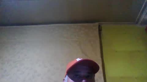 Snapshot of crmperez chatting on December 26, 2:33 am crmperez online show from December 26, 2:33 am