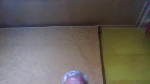 Snapshot of crmperez chatting on February 2, 12:30 am crmperez online show from February 2, 12:30 am