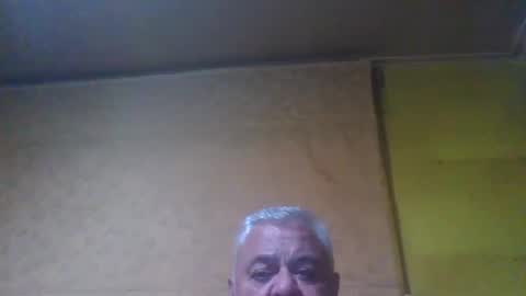 Snapshot of crmperez chatting on February 4, 11:49 pm crmperez online show from February 4, 11:49 pm