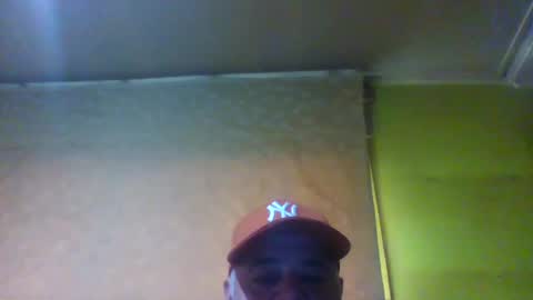 Snapshot of crmperez chatting on February 16, 10:21 pm crmperez online show from February 16, 10:21 pm