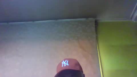 Snapshot of crmperez chatting on March 9, 9:57 pm crmperez online show from March 9, 9:57 pm