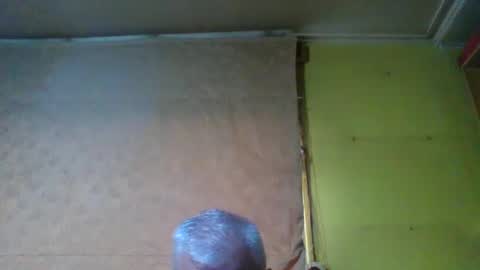 Snapshot of crmperez chatting on September 21, 12:12 am crmperez online show from September 21, 12:12 am