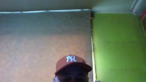 Snapshot of crmperez chatting on October 1, 7:53 pm crmperez online show from October 1, 7:53 pm