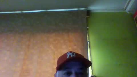 Snapshot of crmperez chatting on November 16, 9:53 pm crmperez online show from November 16, 9:53 pm
