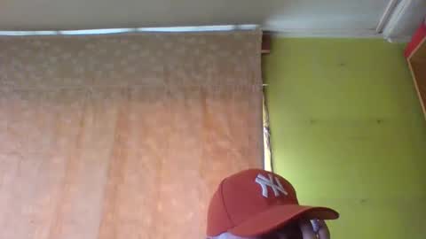 crmperez online show from March 8, 8:01 pm