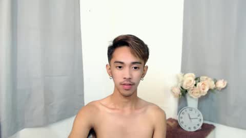 crocodale online show from September 30, 7:41 pm