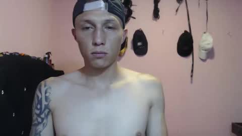 Snapshot of cronos_hot_888 chatting on March 1, 10:23 pm cronos_hot_888 online show from March 1, 10:23 pm