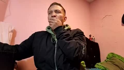 Snapshot of cronos_hot_888 chatting on March 24, 9:36 am cronos_hot_888 online show from March 24, 9:36 am