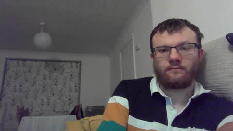 Snapshot of cropper4fun chatting on January 6, 8:18 pm Cropper online show from January 6, 8:18 pm