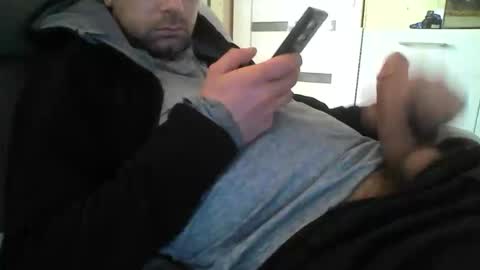 crosik1908 online show from January 27, 9:13 am