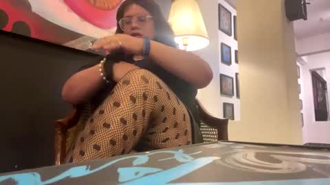 Linda Cross online show from March 1, 12:28 am