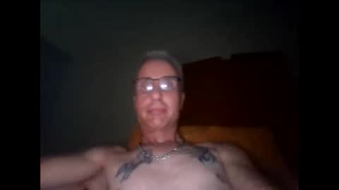 Crucut online show from December 13, 9:52 pm