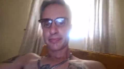 Crucut online show from January 22, 9:46 am