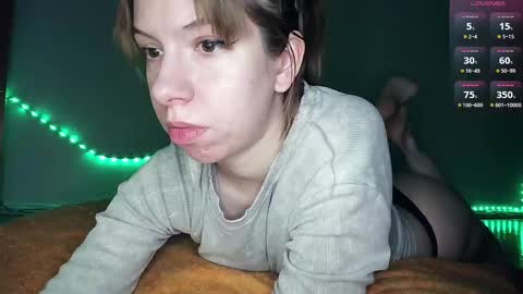 Snapshot of cruellagoth chatting on October 8, 1:14 am Cruella online show from October 8, 1:14 am