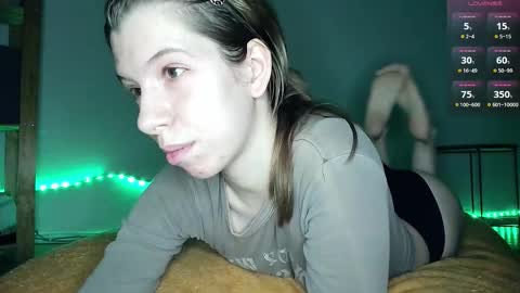 Snapshot of cruellagoth chatting on November 19, 6:19 pm Cruella online show from November 19, 6:19 pm