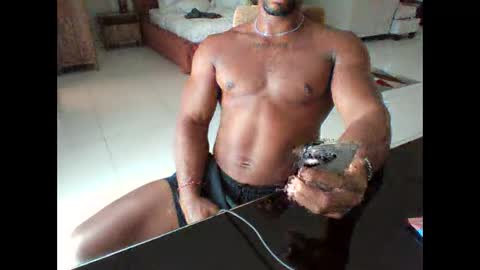Snapshot of cruelworldxxx chatting on April 7, 1:28 am cruelworldxxx online show from April 7, 1:28 am