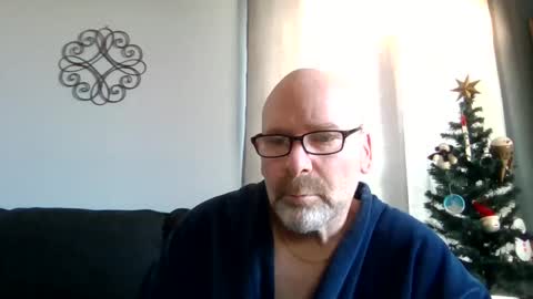 fun guy online show from December 26, 2:48 pm