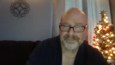 fun guy online show from December 31, 9:28 pm