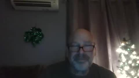 fun guy online show from February 17, 5:04 am