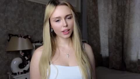 Emi online show from October 24, 10:00 am