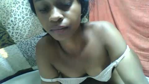 crush069 online show from September 25, 5:33 am