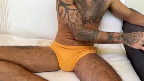 cruz_hunterxxx online show from June 14, 7:49 pm