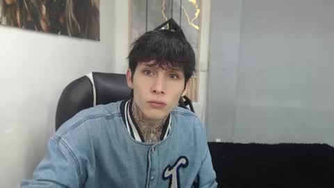 cry_thereal online show from June 21, 1:46 pm