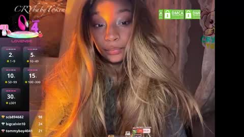 Snapshot of crybabytoken chatting on December 21, 11:34 pm crybabytoken online show from December 21, 11:34 pm