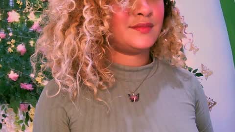 crysrus online show from January 1, 10:46 pm