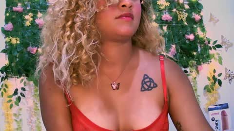 crysrus online show from January 20, 12:25 am