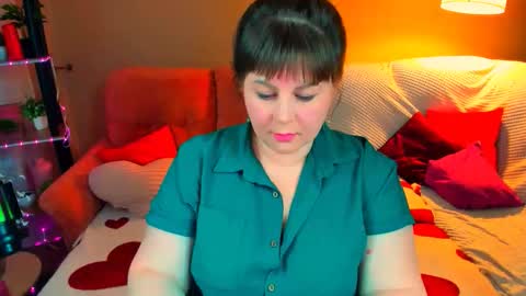 Snapshot of crystaalstaar chatting on March 17, 8:01 pm Anna online show from March 17, 8:01 pm