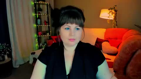 Anna online show from June 11, 8:40 pm