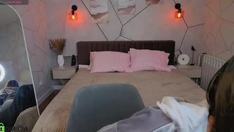 Snapshot of crystal__lacee chatting on April 9, 1:05 am Crystal Lacee online show from April 9, 1:05 am