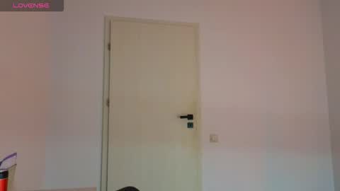 Crys online show from October 8, 8:06 pm