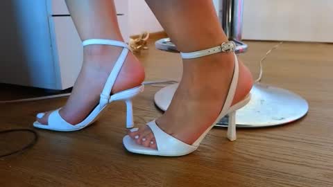 Crys online show from October 15, 7:52 am