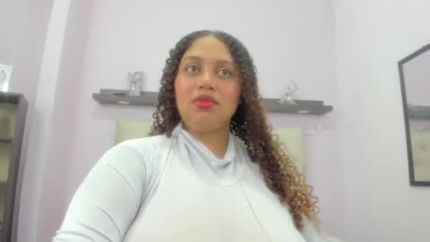 crystal_butterfly1 online show from January 31, 7:11 pm