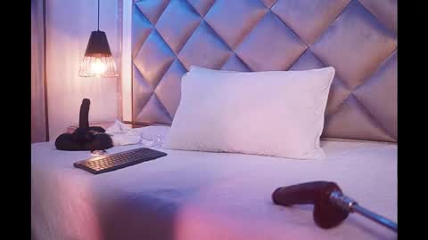 crystal_gilton online show from March 22, 7:39 pm