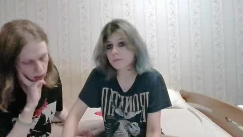 Crystal and Marcl online show from December 7, 5:15 am