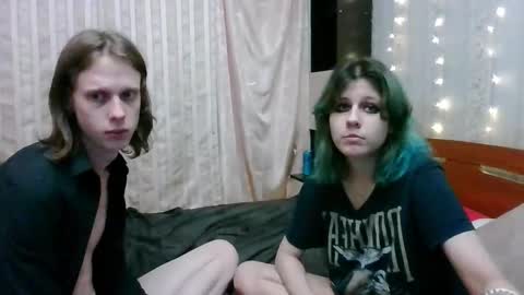 Crystal and Marcl online show from December 27, 11:42 pm