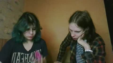 Crystal and Marcl online show from January 11, 10:40 pm