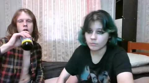 Crystal and Marcl online show from February 2, 9:19 am