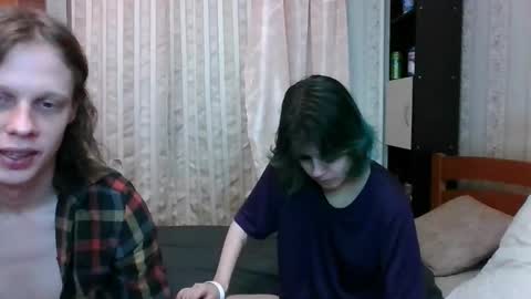 Crystal and Marcl online show from February 7, 9:04 pm