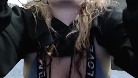 Crystal shadow online show from December 19, 1:01 am